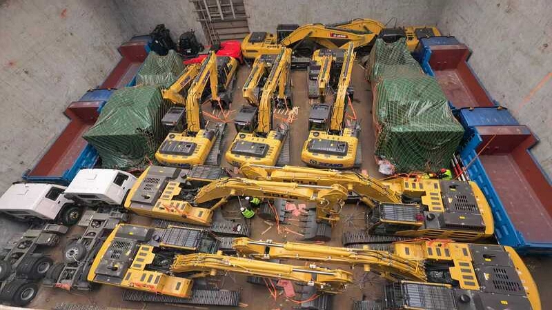 excavator (3).jpg