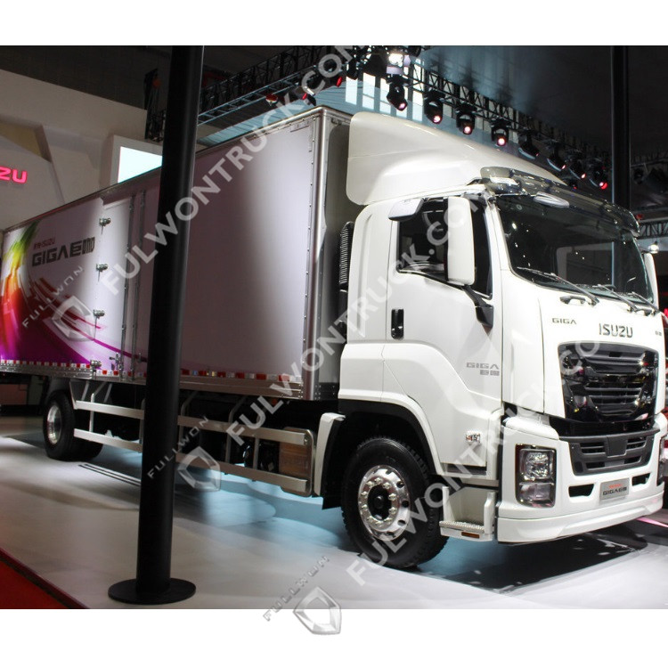Fullwon ISUZU 4x2 Van Cargo Truck