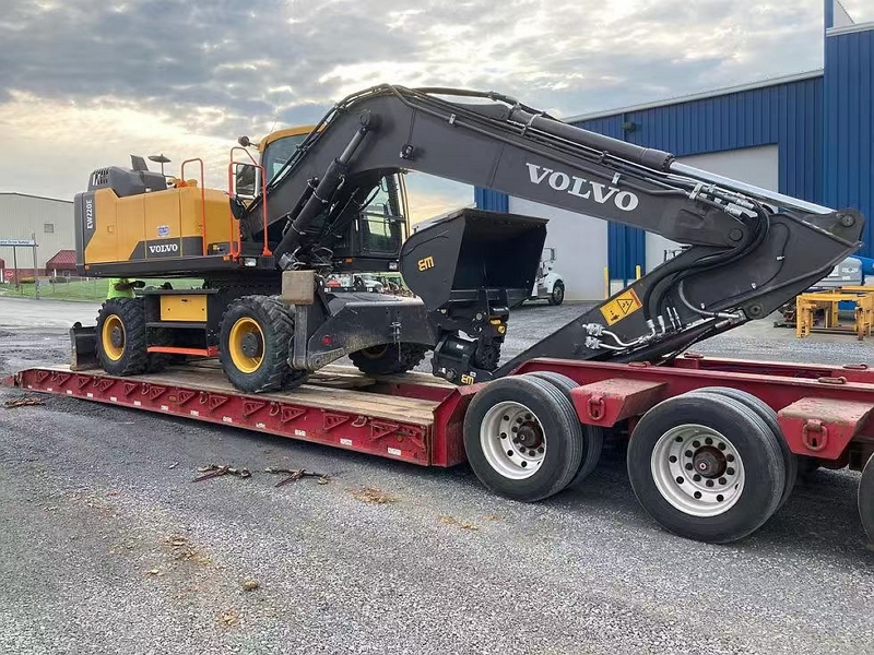 Wheeled excavator (1).jpg