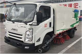 Fullwon Light Truck Mounted Road Sweeper Sanitation Truck (twin Engine)