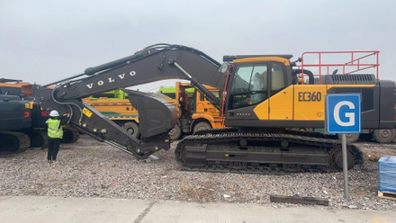 VOLVO EC360