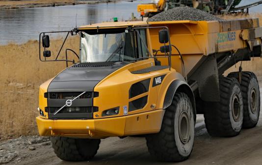 Classification and Function of Mining Dump Truck